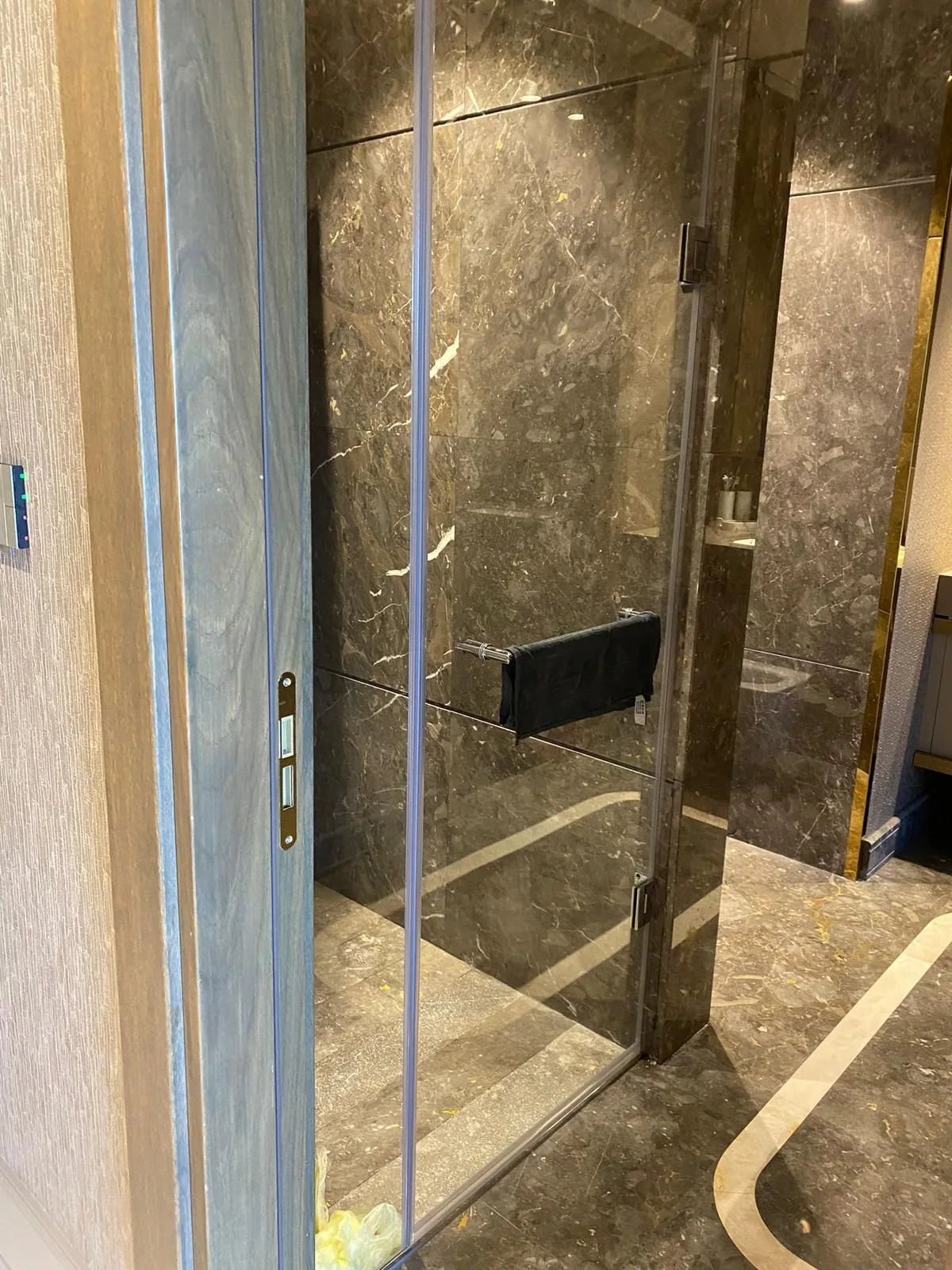 ÇİĞDDEM EMLAK'TAN YEDİ MAVİ SİTESİNDE SATILIK BALKONLU 1+1 DAİRE, fotoğraf 4