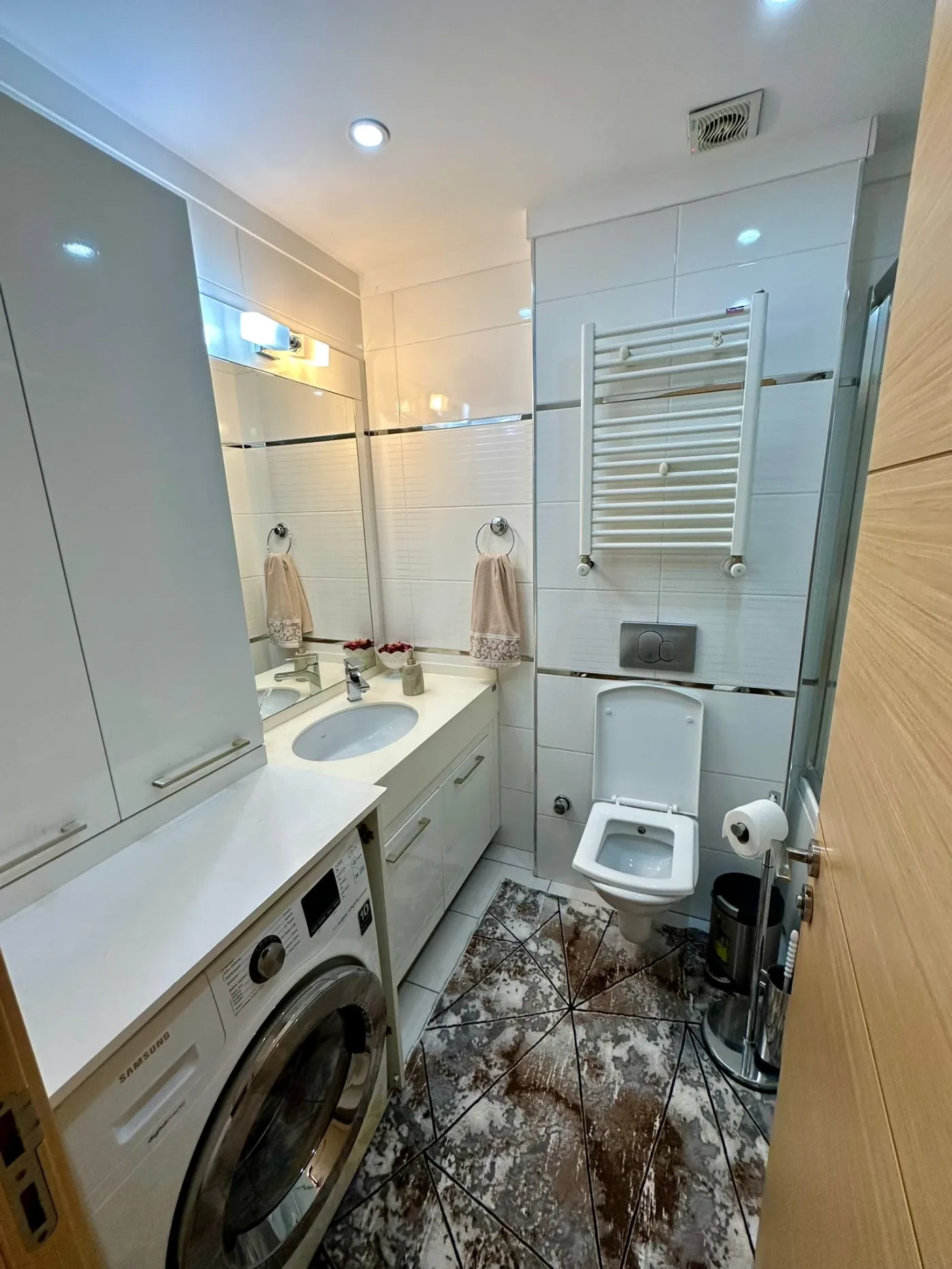 Topkapı Beyaz Residence Evlerinde 3+1 Satılık, 1. görsel